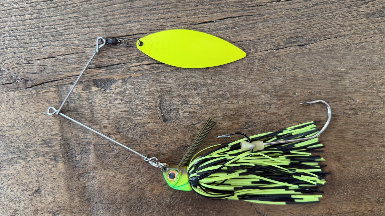 Weed Rig chartreuse and black with weed guard