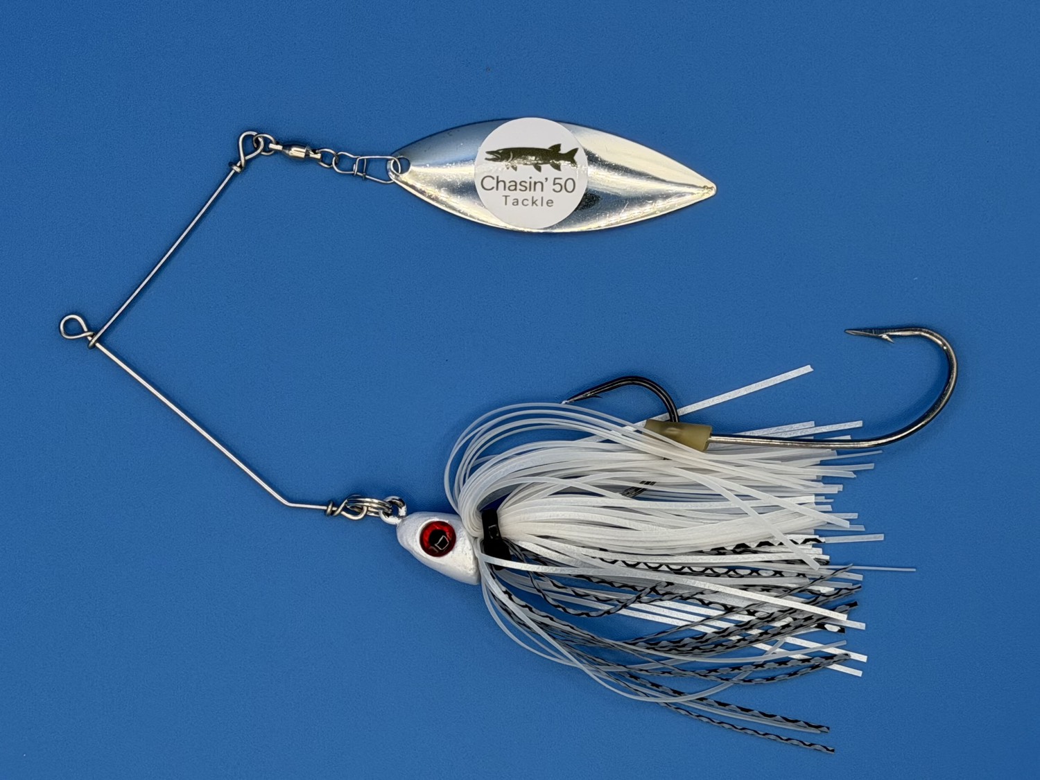 Weed Rig white head, white skirt, branded silver blade, no weed guard