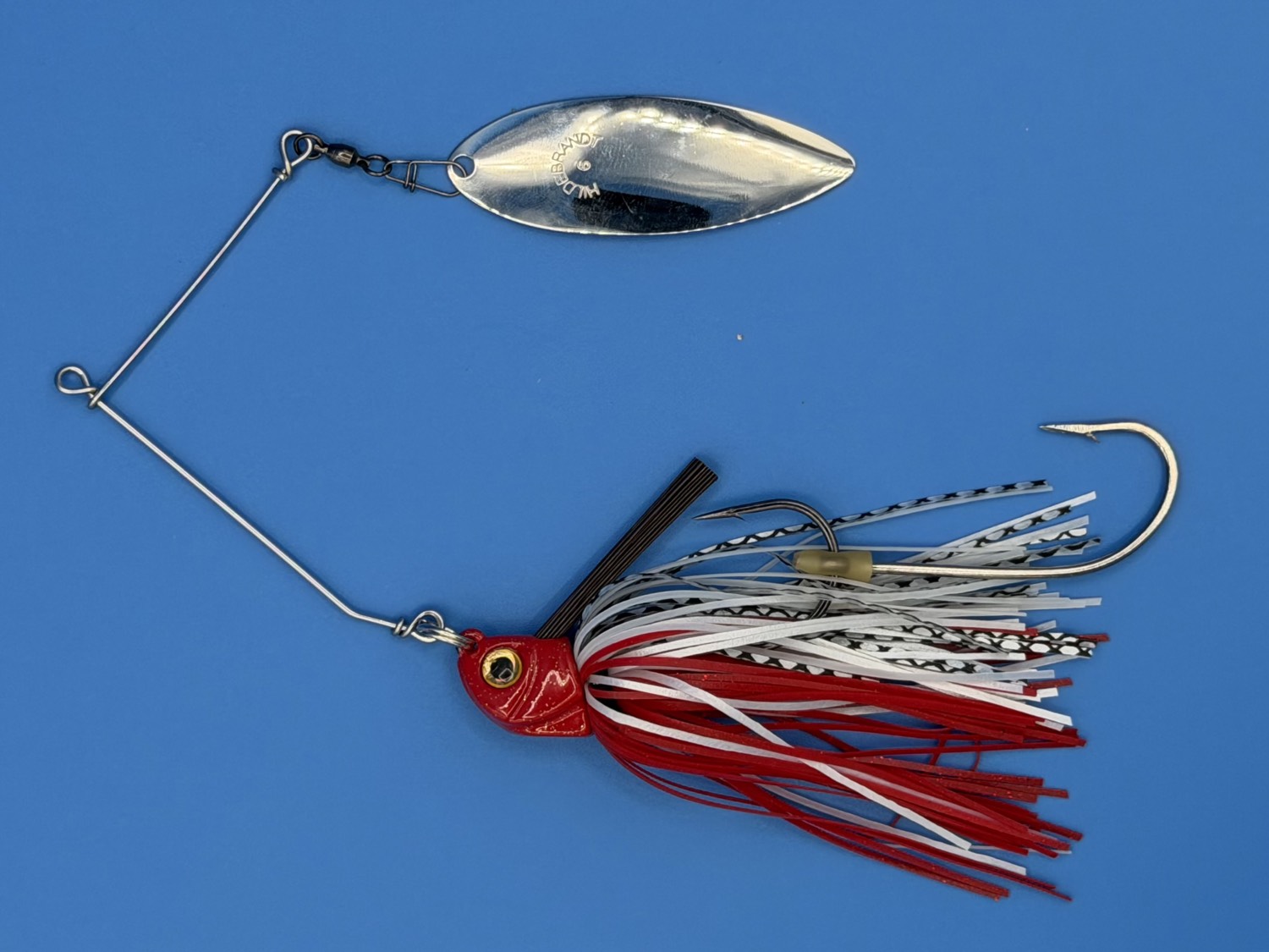 Weed Rig Bleeding Shad with weed guard